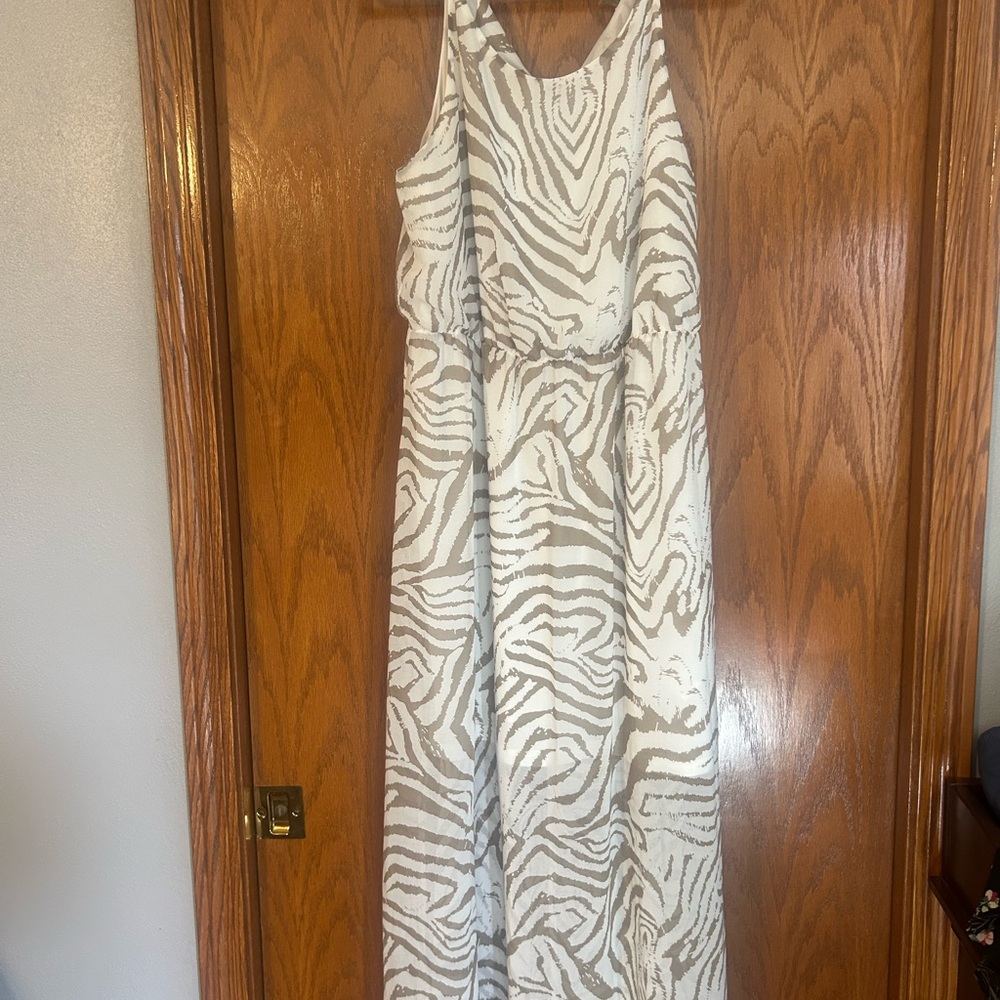 Elegant Zebra Print Maxi Dress